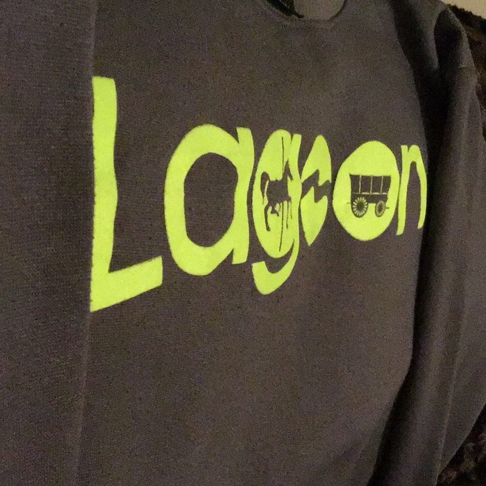 Lagoon pullover